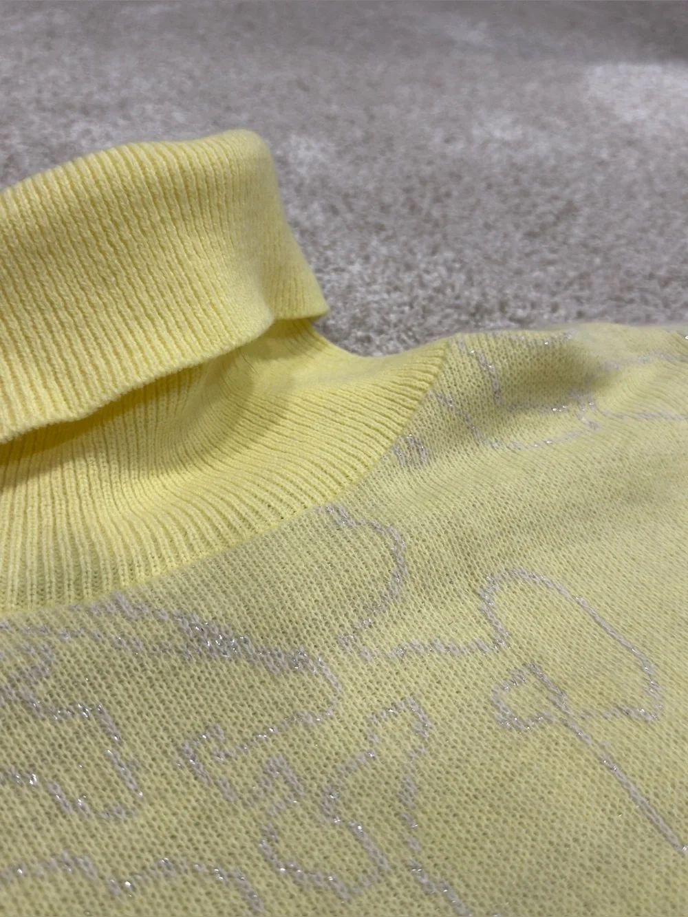 Retro Vintage Late 80s Cozy Women's Butter Yellow Turtleneck Sweater